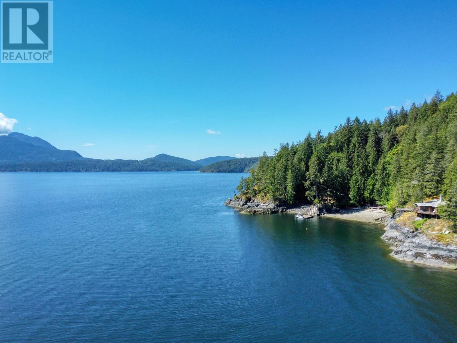 DL4055 JERVIS INLET, Egmont