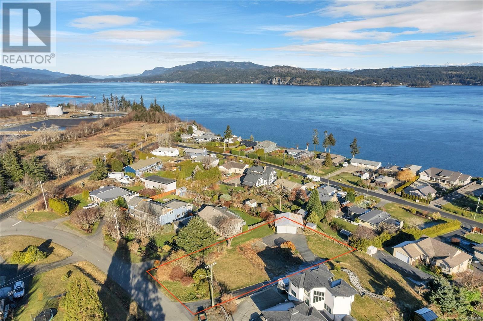 4553 Barclay Rd, Campbell River real estate listing for sale