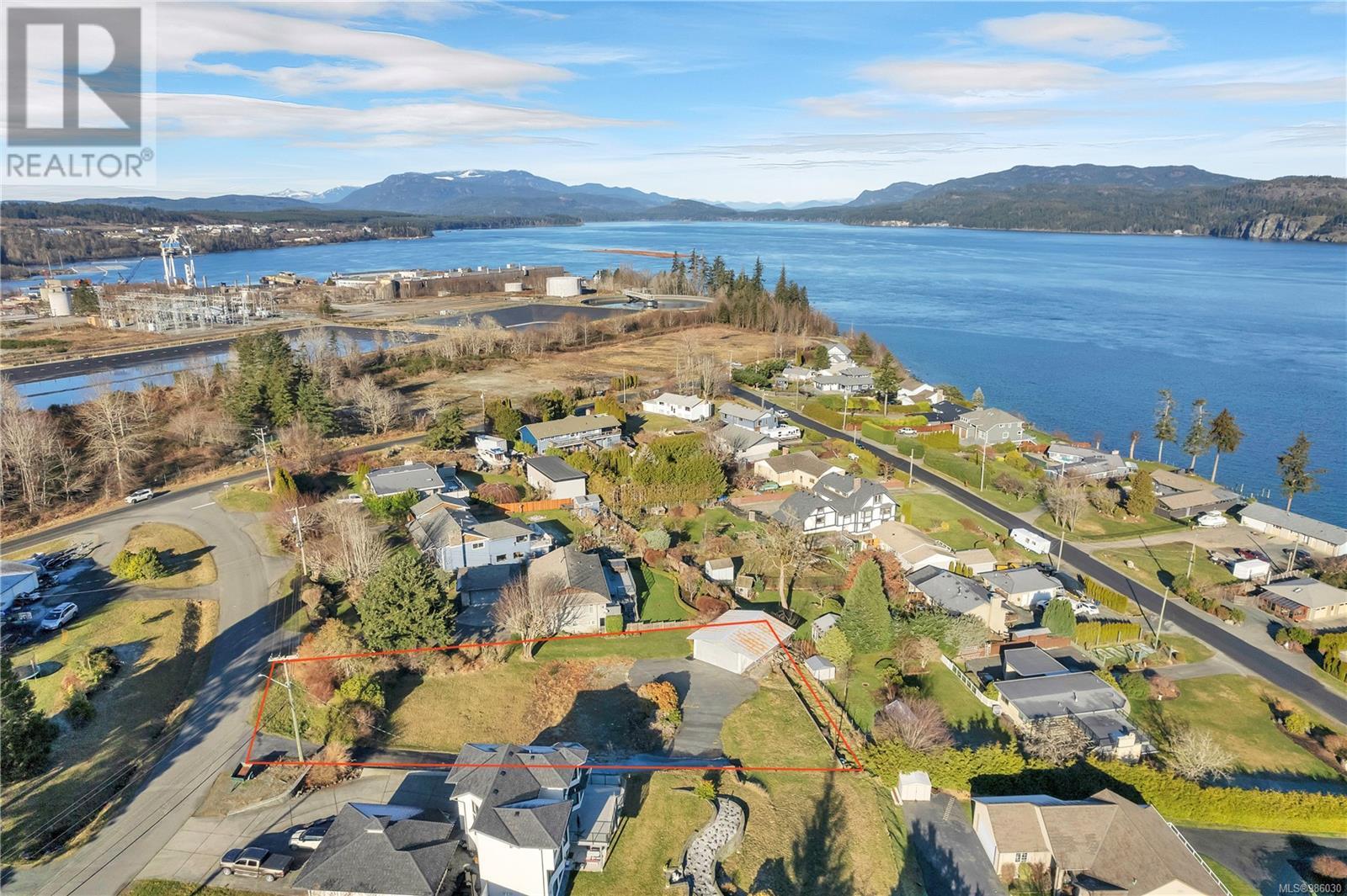 4553 Barclay Rd, Campbell River real estate listing 986030