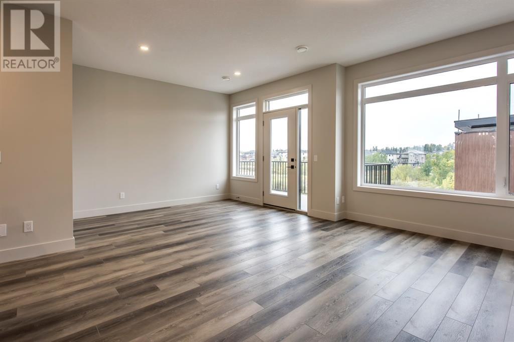 Single Family House for Sale in  Royal Elm Road NW Royal Oak Calgary 