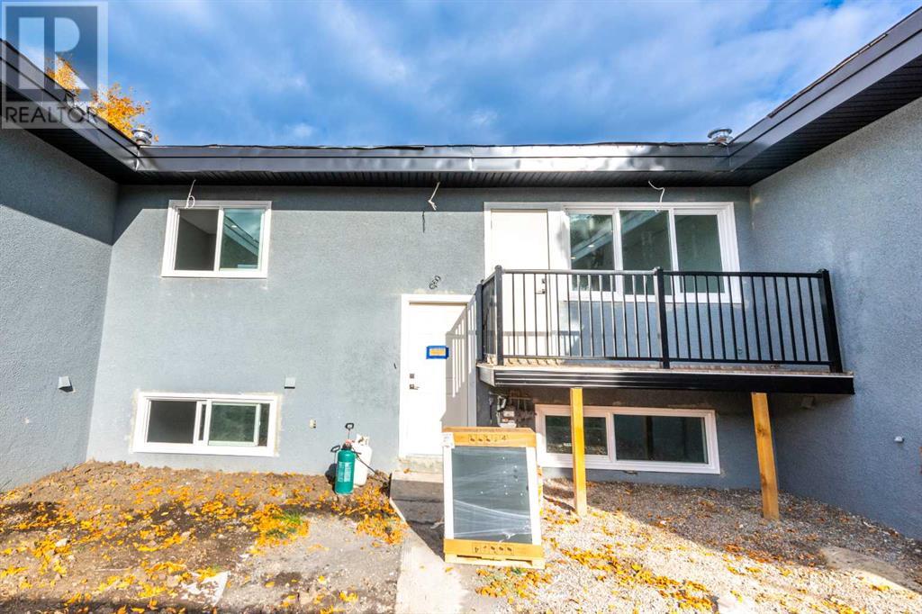 Multi-family House Bi-level for Sale in  Mcneill Road NE Mayland Heights Calgary 