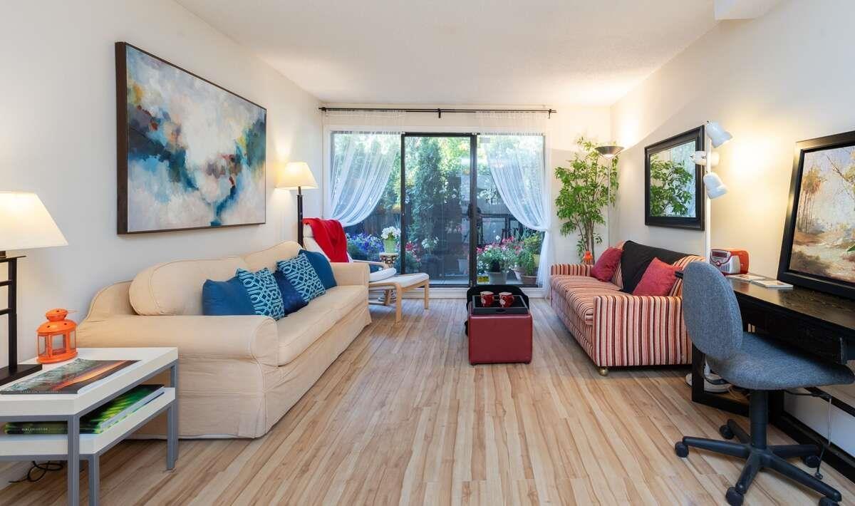 102 15020 NORTH BLUFF ROAD, White Rock real estate listing R2962464
