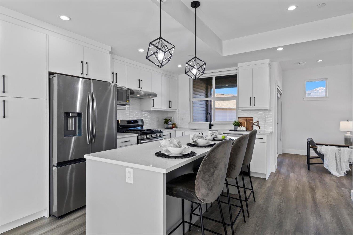8 9603 BROADWAY STREET, Chilliwack Proper East, Chilliwack real estate listing R2962054