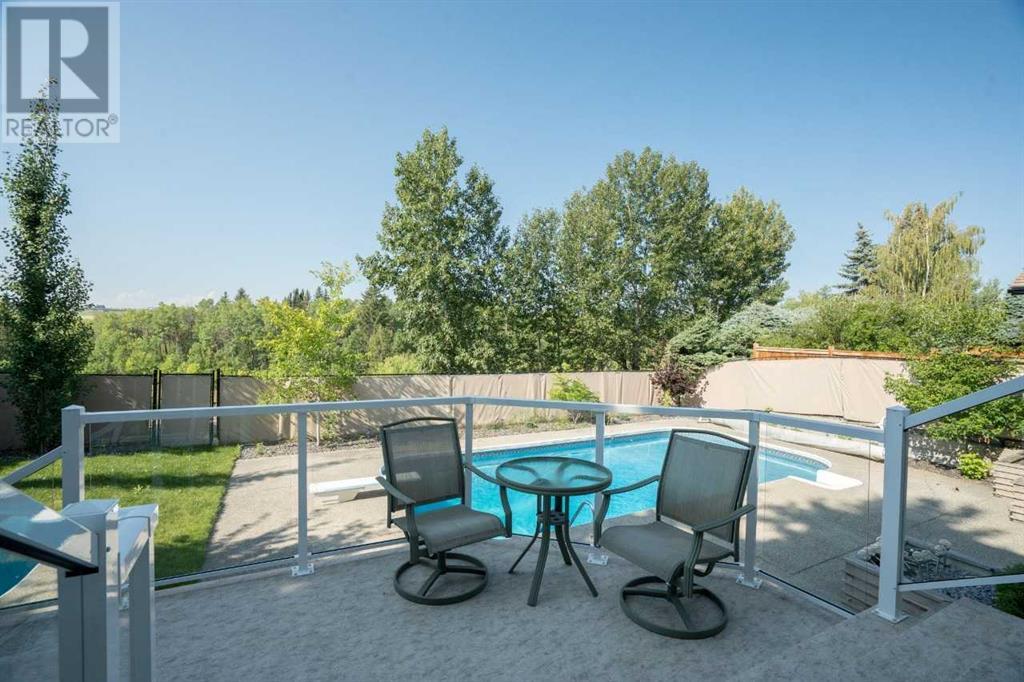 Single Family House for Sale in  Woodhaven Crescent SW Woodbine Calgary 