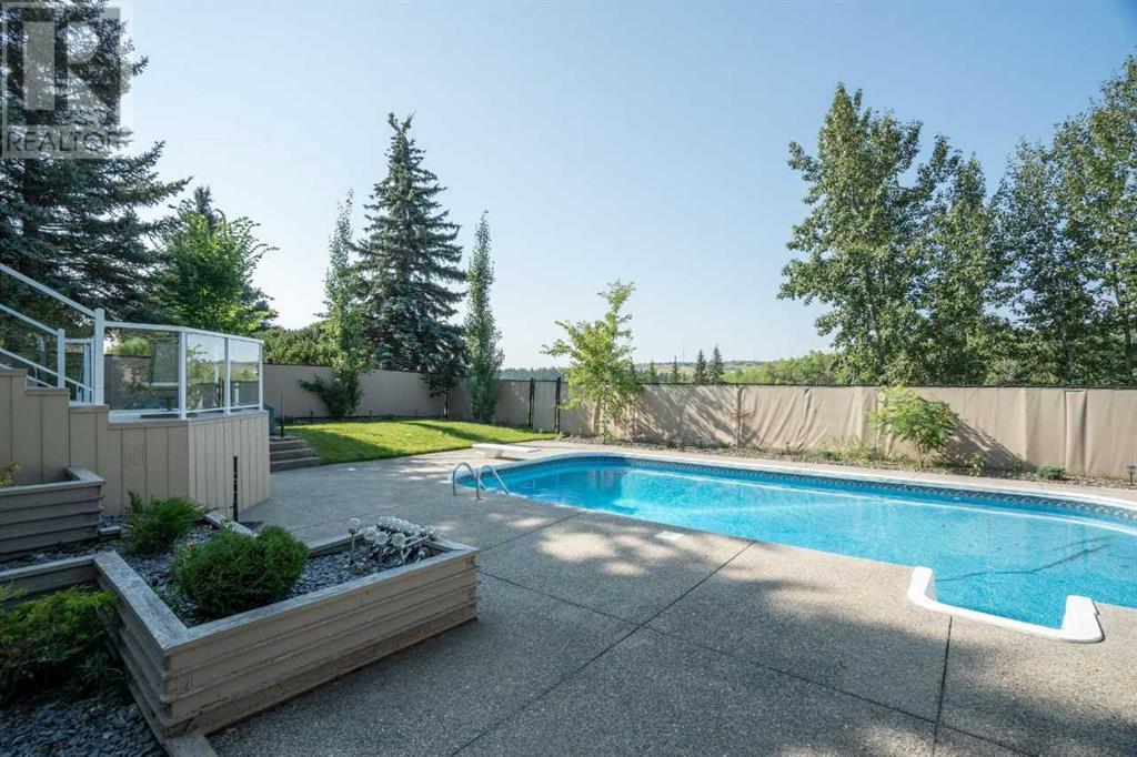 Single Family House for Sale in  Woodhaven Crescent SW Woodbine Calgary 