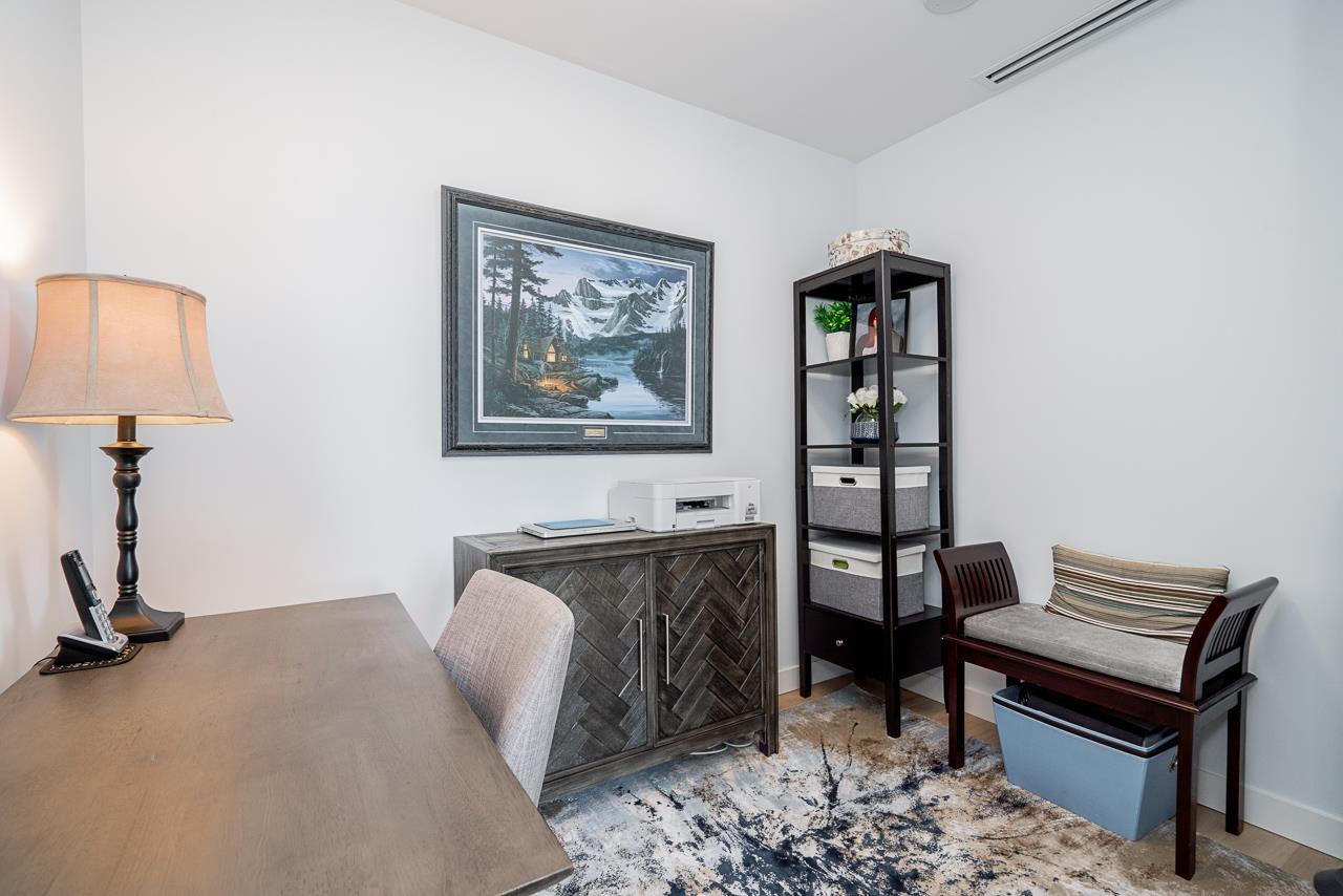 707 1439 GEORGE STREET, White Rock real estate listing R2962471