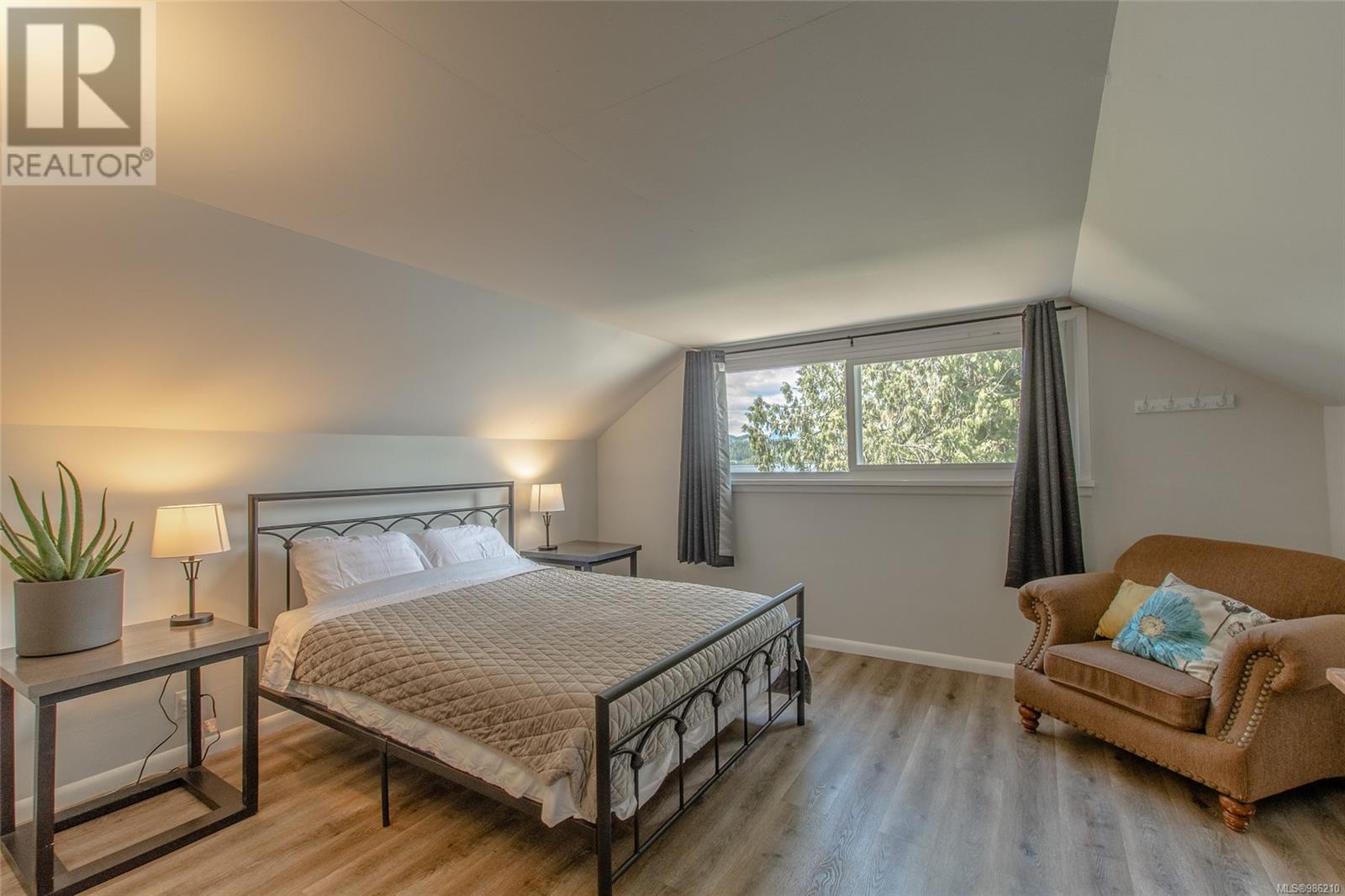 8585 Bothwell Rd, Port Alberni real estate listing 986210