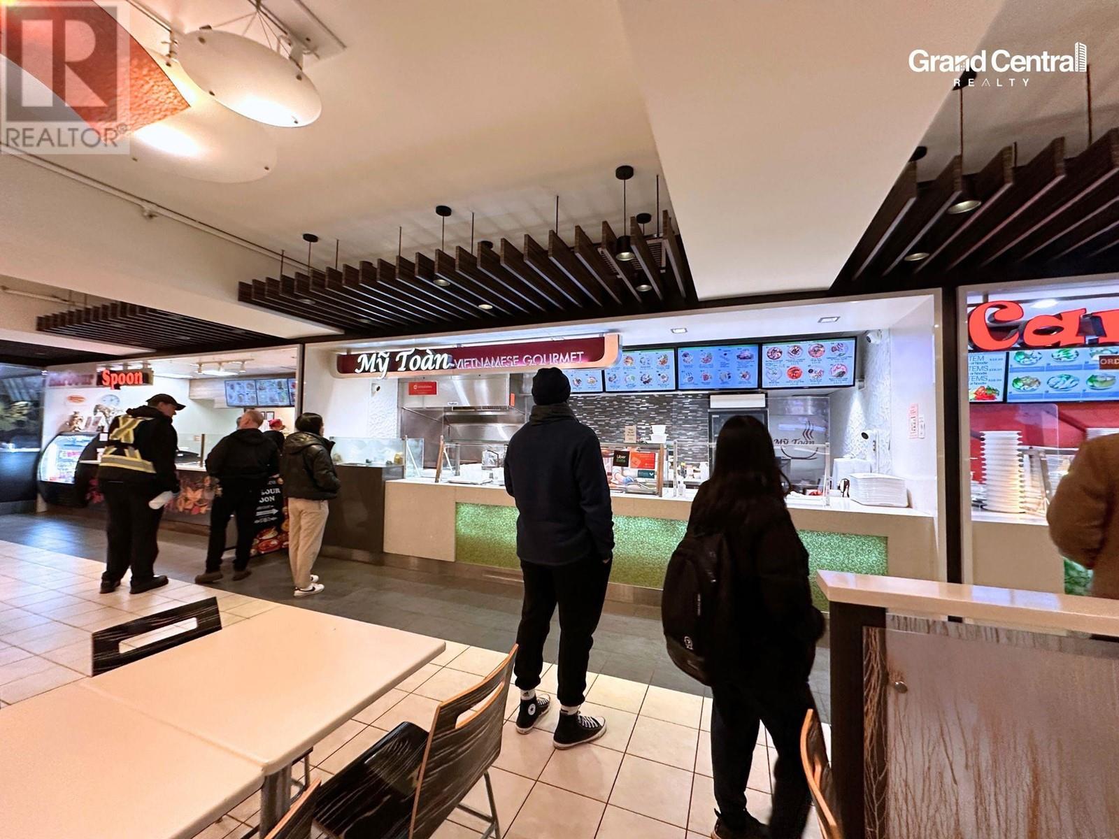 14 555 W HASTINGS STREET, Vancouver