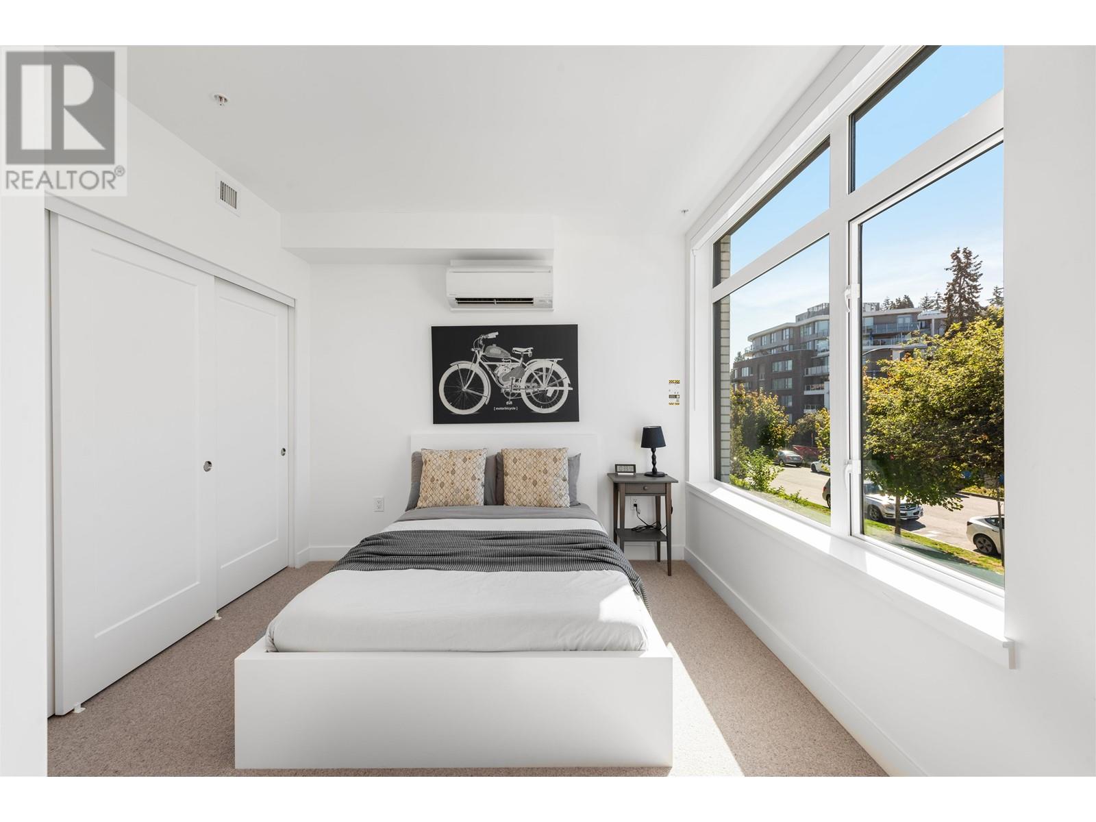 561 W 29TH AVENUE, Vancouver
