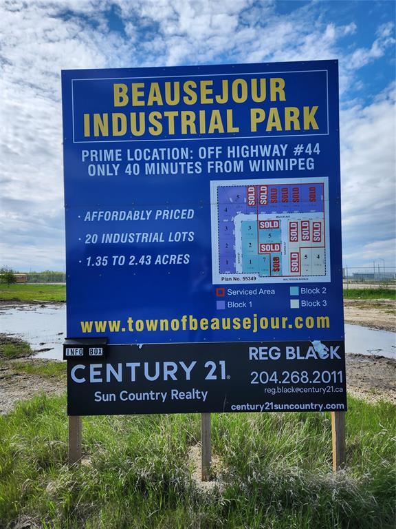 Photo 1 of 913 Mazur Avenue, Beausejour MB