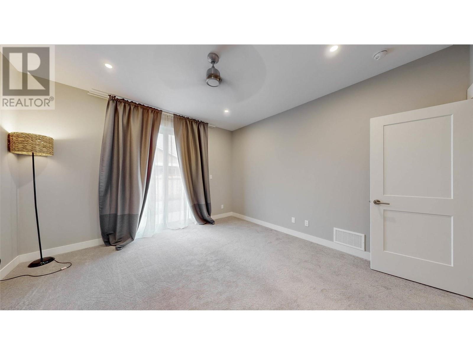 238 Bentgrass Avenue, Oliver