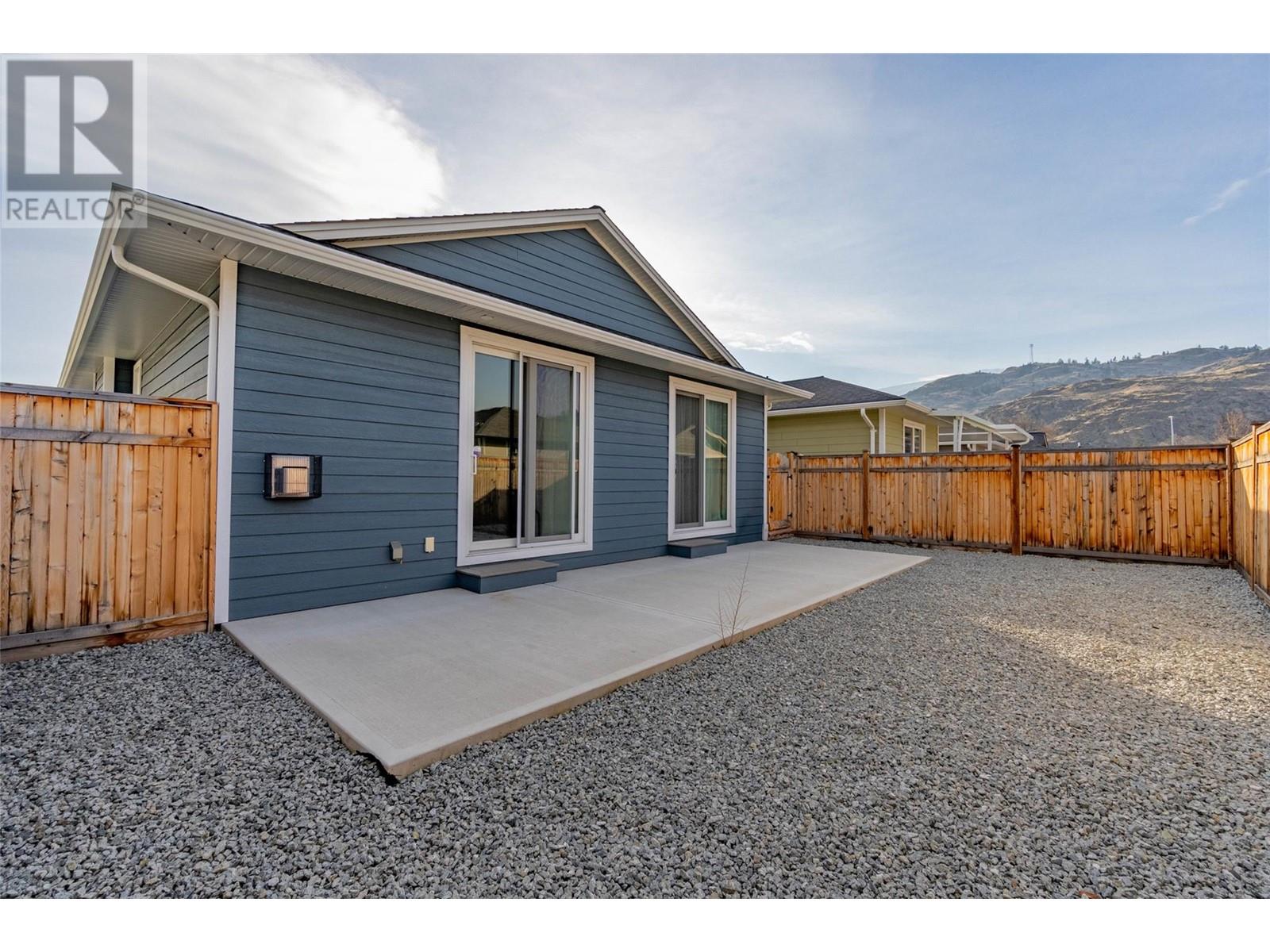 238 Bentgrass Avenue, Oliver