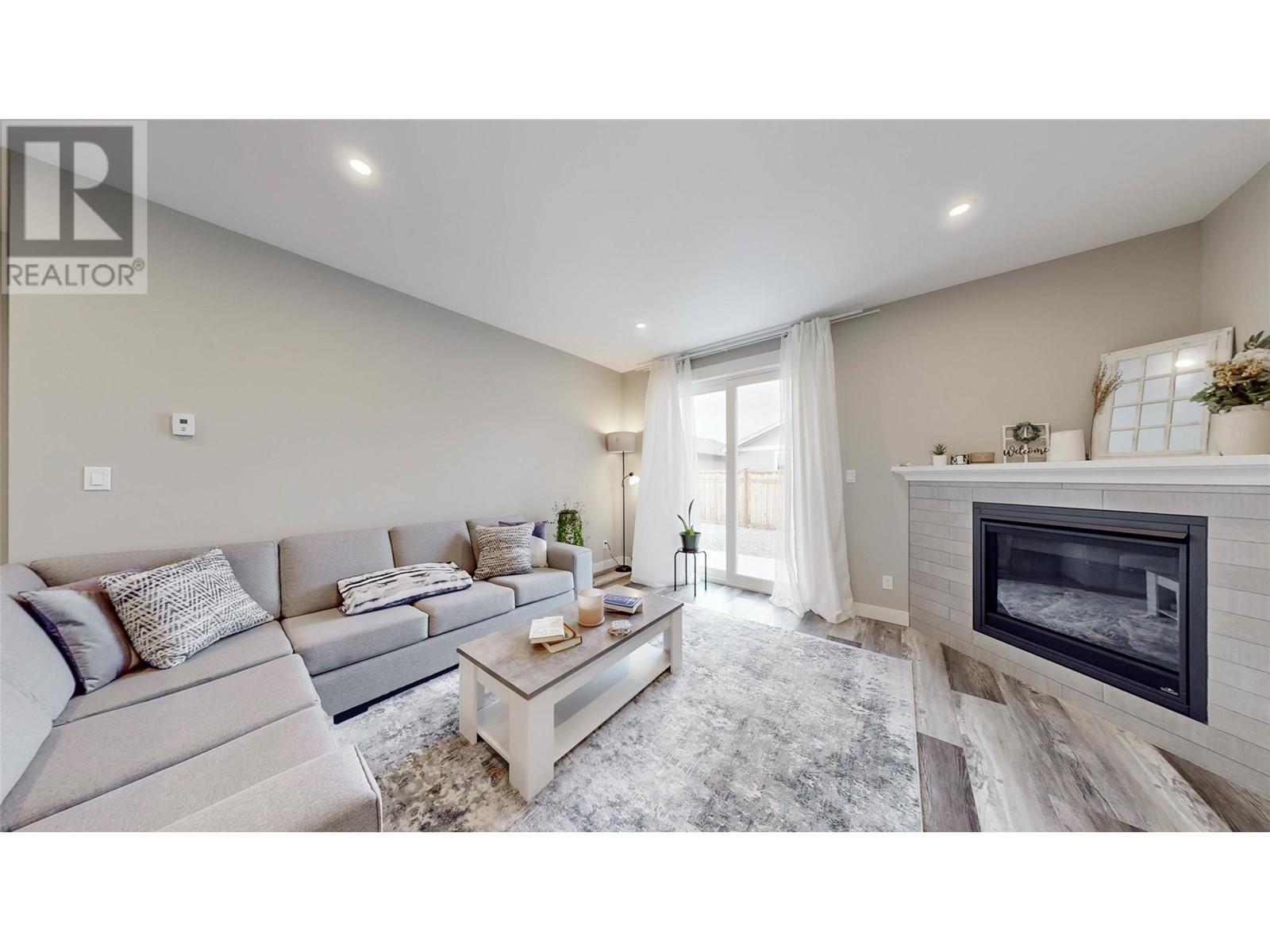 238 Bentgrass Avenue, Oliver