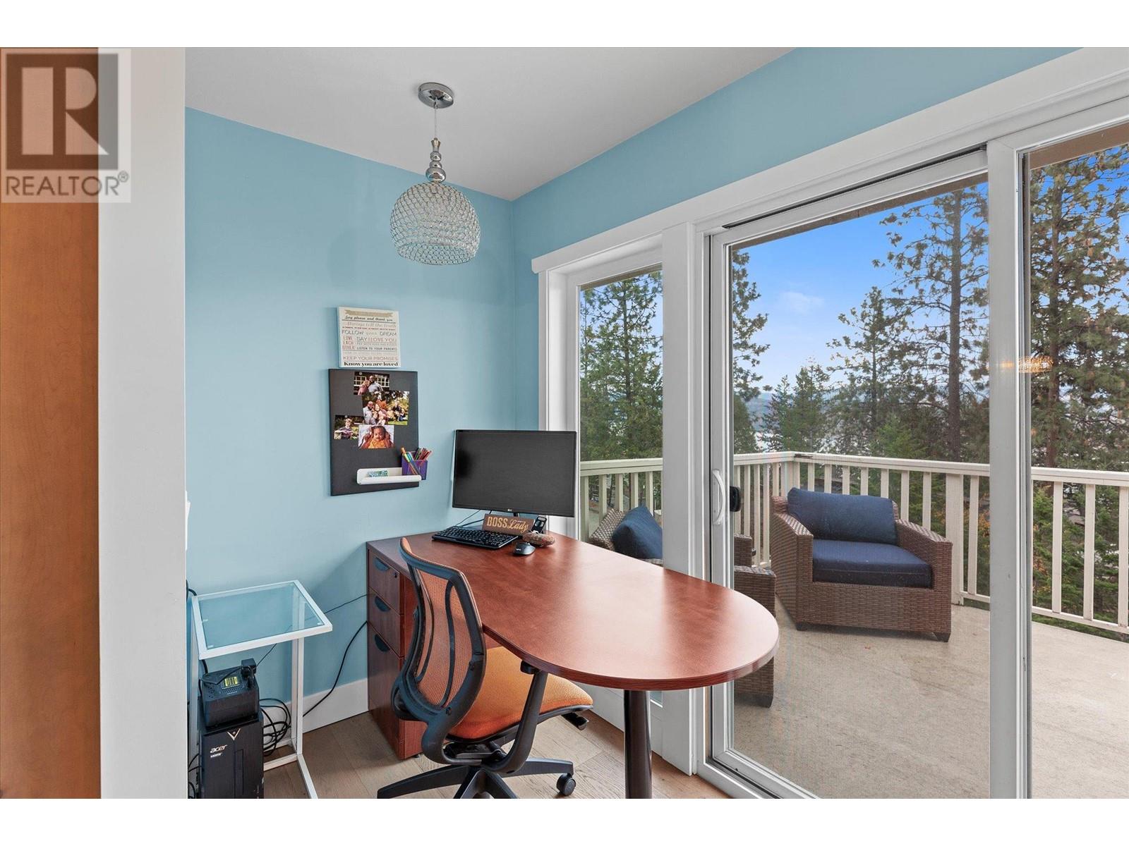  1572 Parkinson Road, West Kelowna