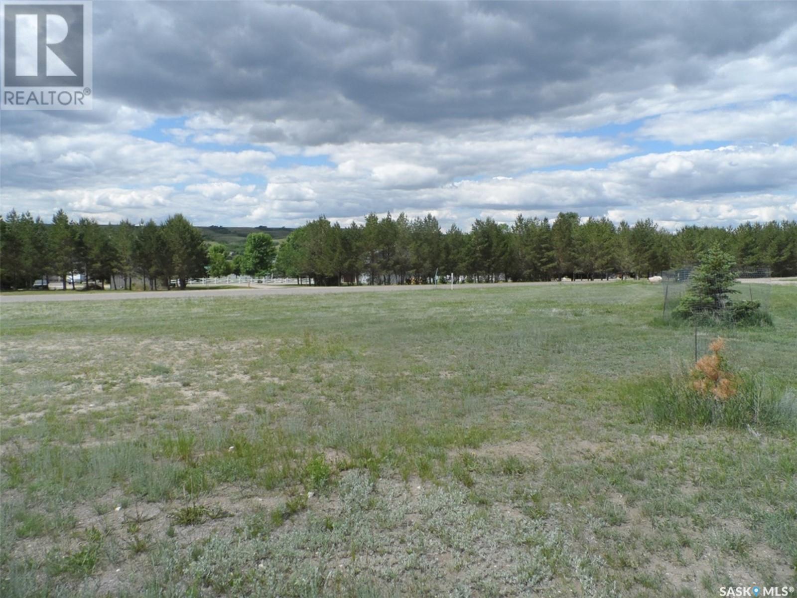 Photo 2 of 3 Ross Place, North Grove SK