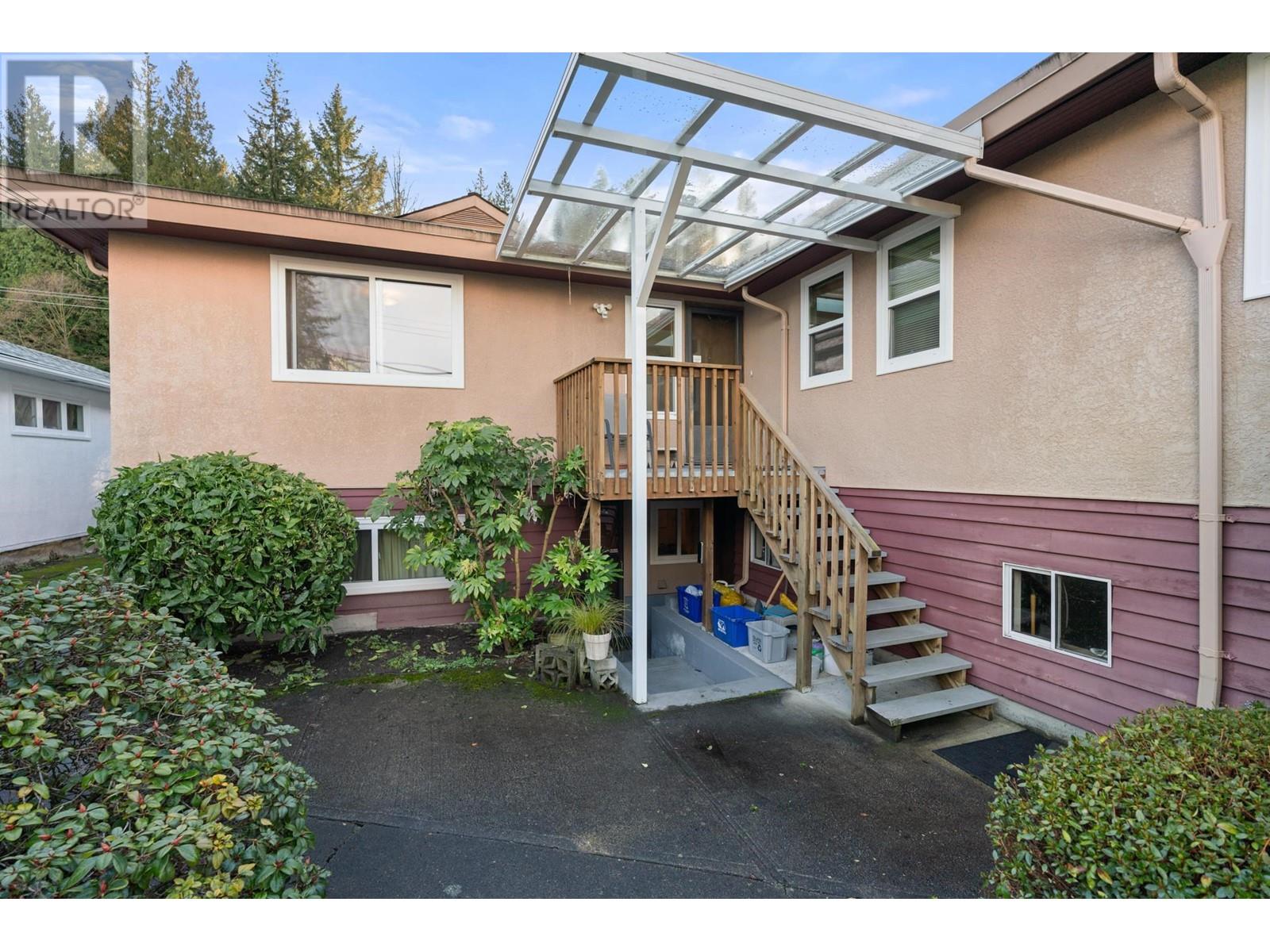 Photo 25 of 4651 W 16th Avenue, Vancouver BC
