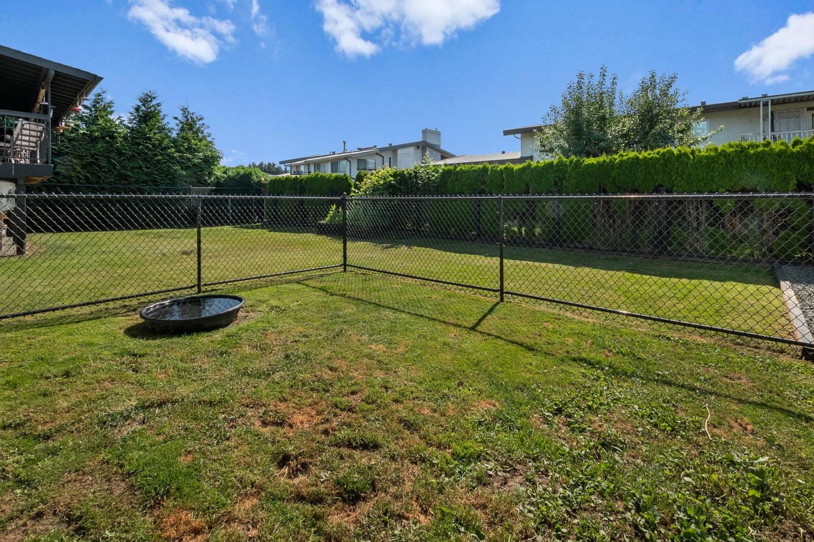 8789 BUTCHART STREET, Chilliwack Proper South, Chilliwack
