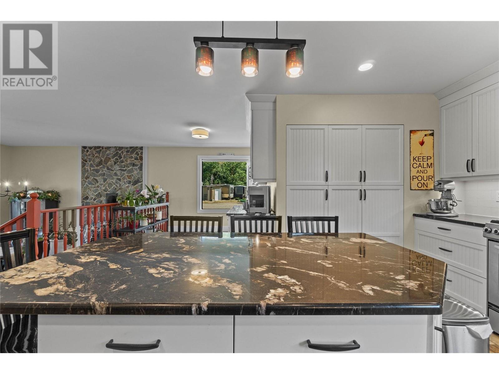  1258 Round Lake Road, Spallumcheen