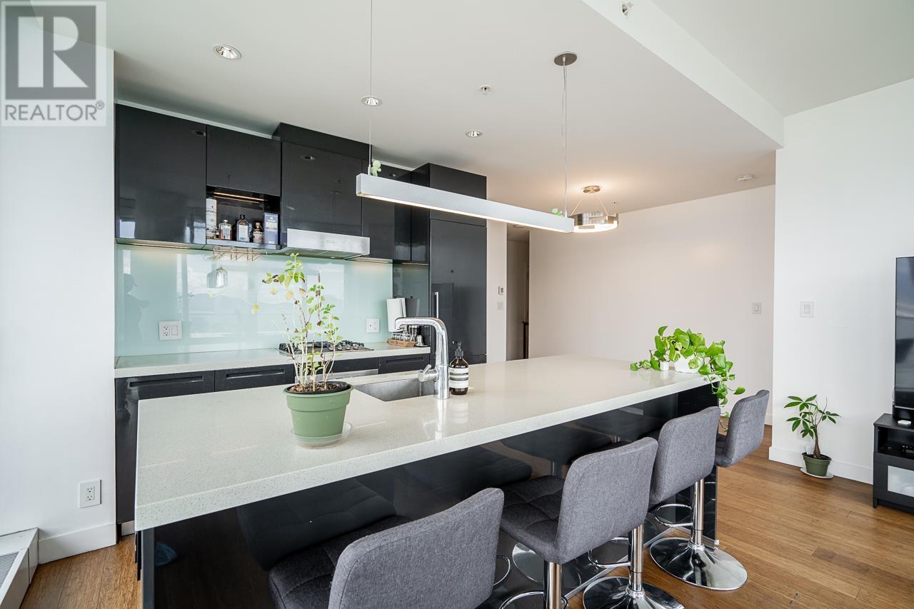 4805 777 RICHARDS STREET, Vancouver