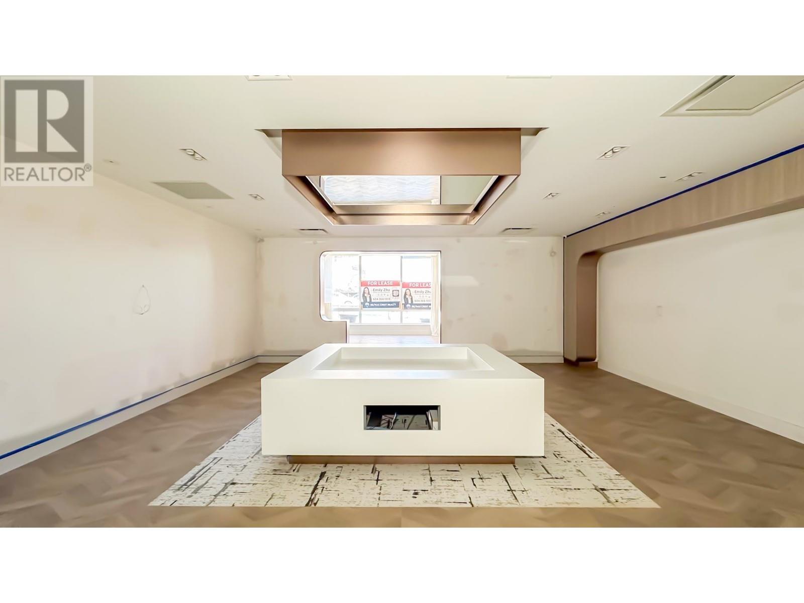Photo 20 of 8273 Oak Street, Vancouver BC