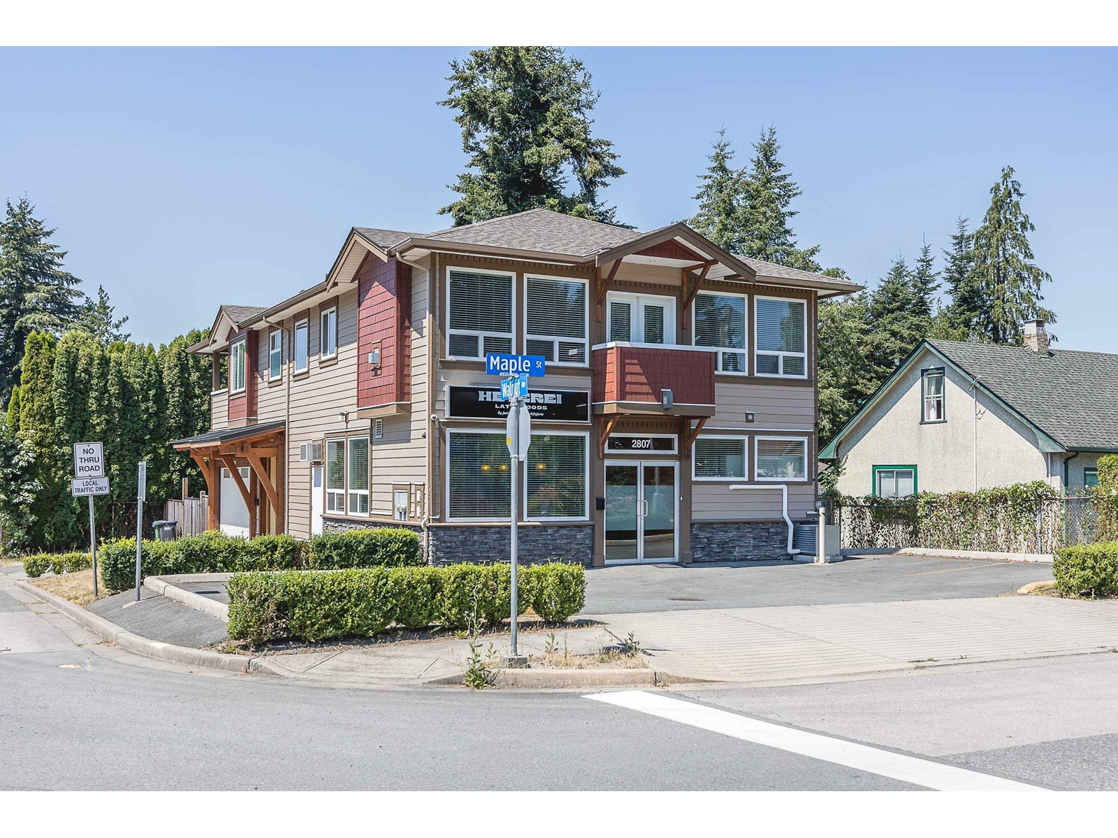 Photo 1 of 2807 Maple Street, Abbotsford BC