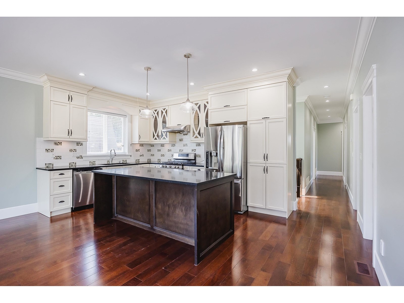 Photo 14 of 2807 Maple Street, Abbotsford BC