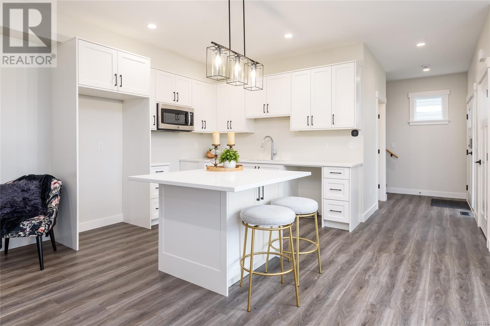 A 384 12th St, Courtenay real estate listing 986278