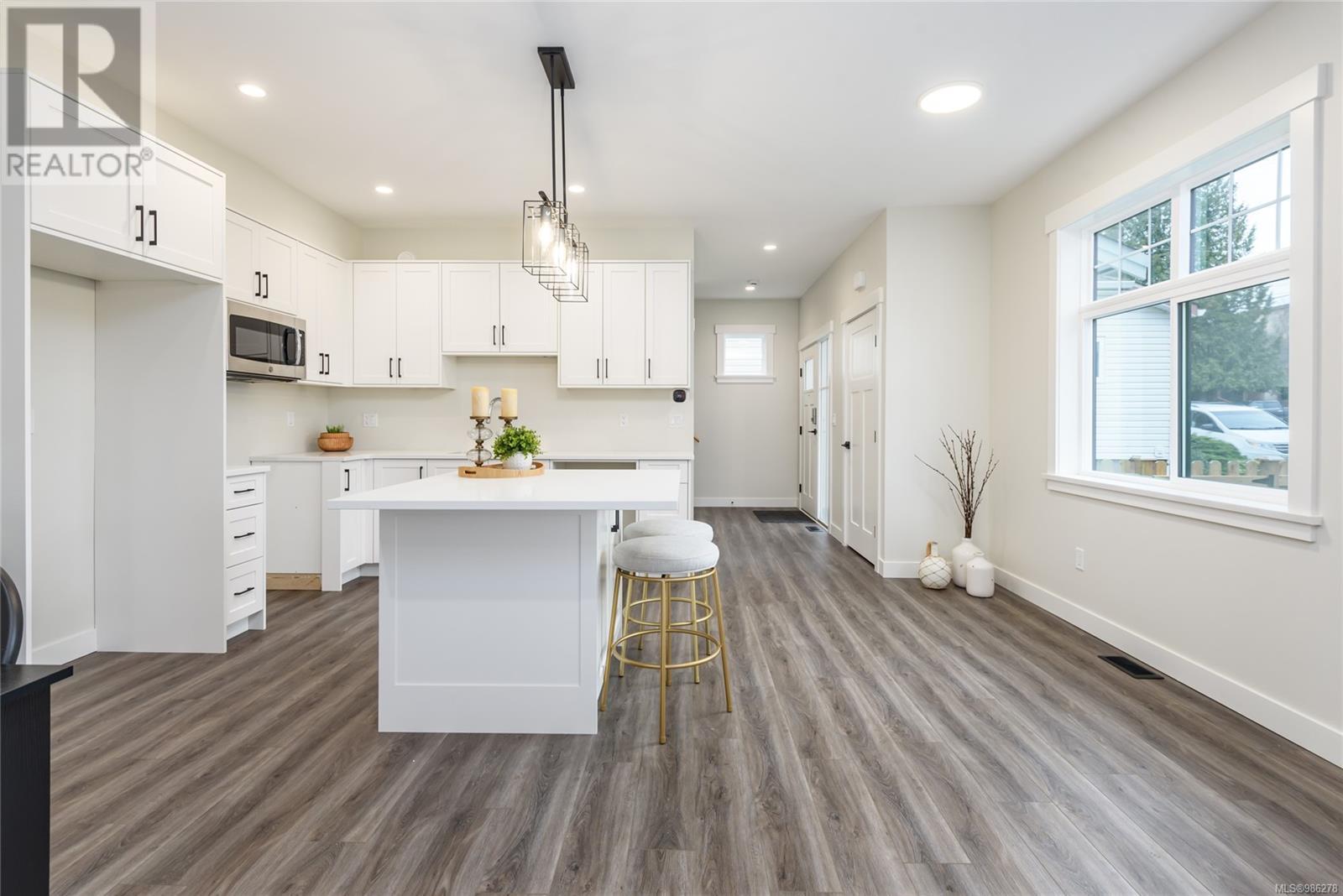 A 384 12th St, Courtenay real estate listing 986278