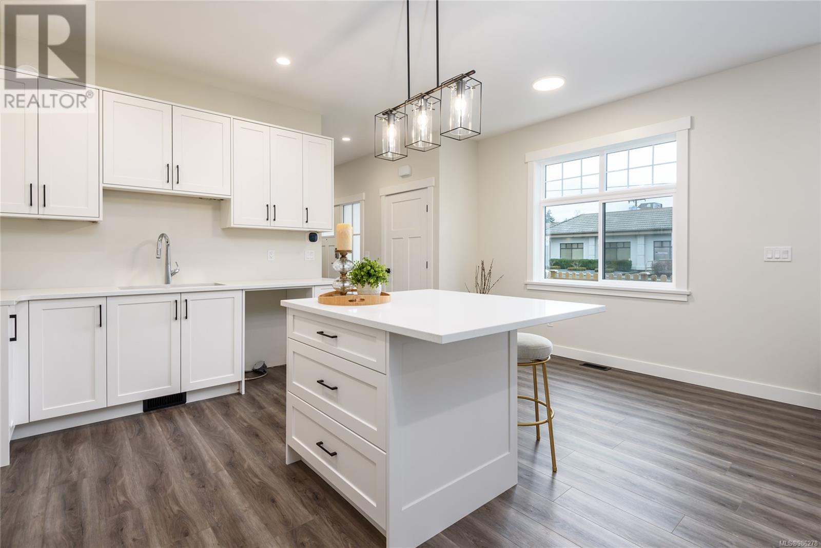 A 384 12th St, Courtenay real estate listing 986278
