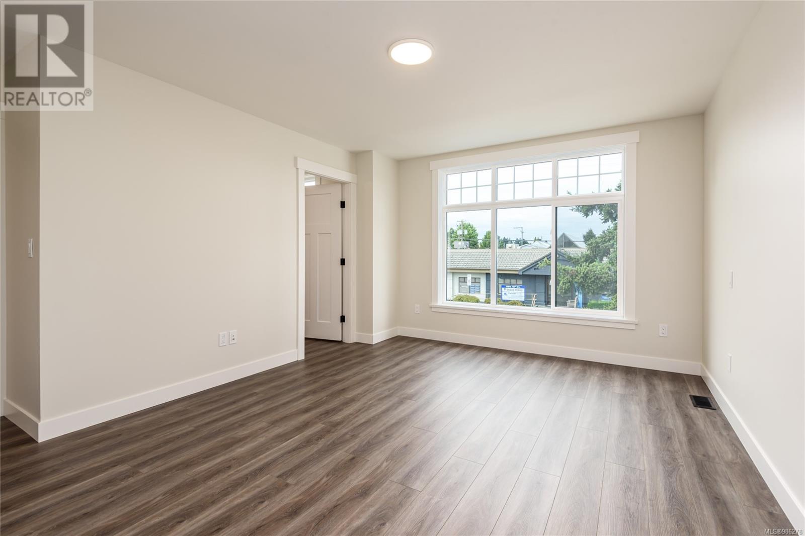 A 384 12th St, Courtenay real estate listing 986278