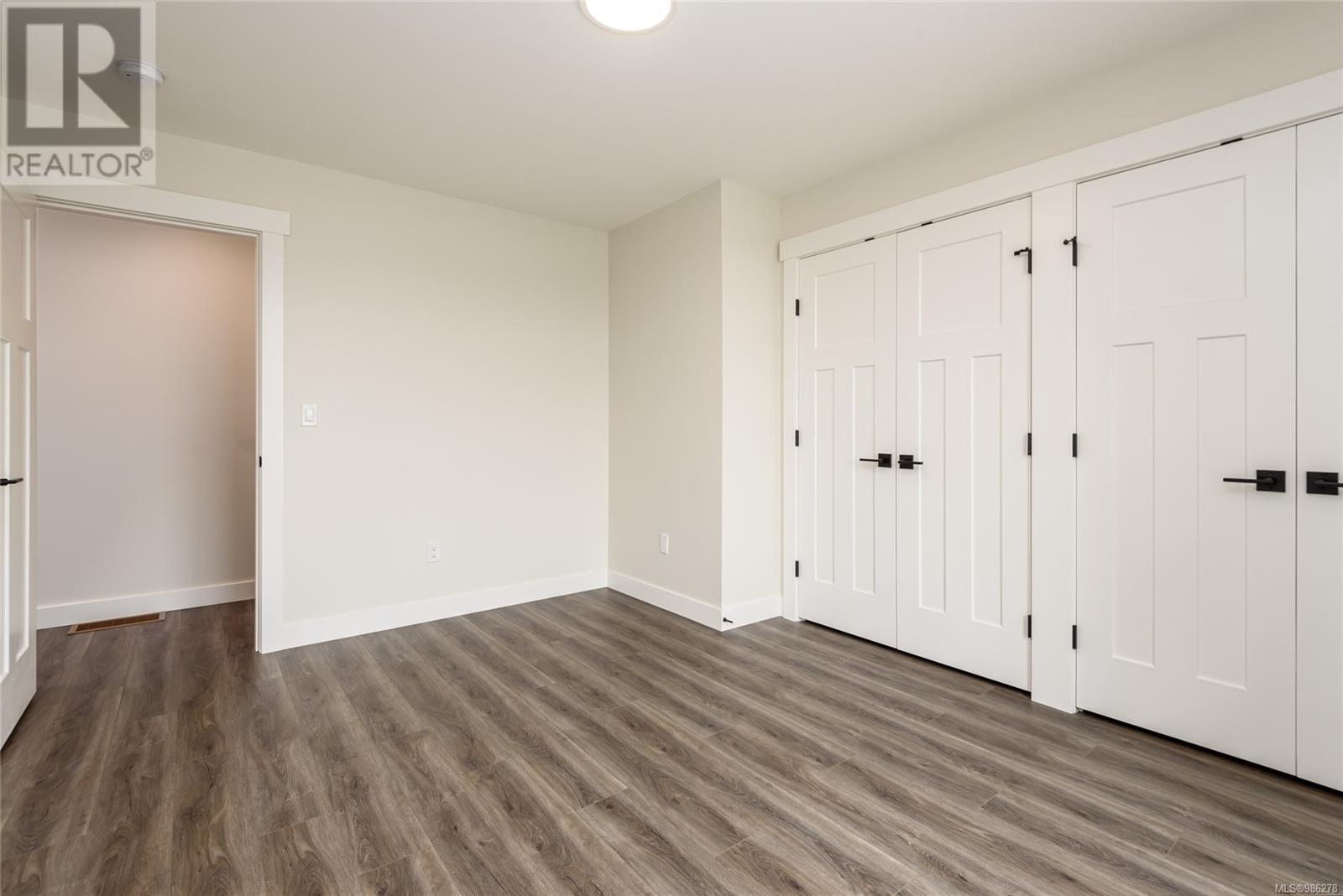 A 384 12th St, Courtenay real estate listing 986278
