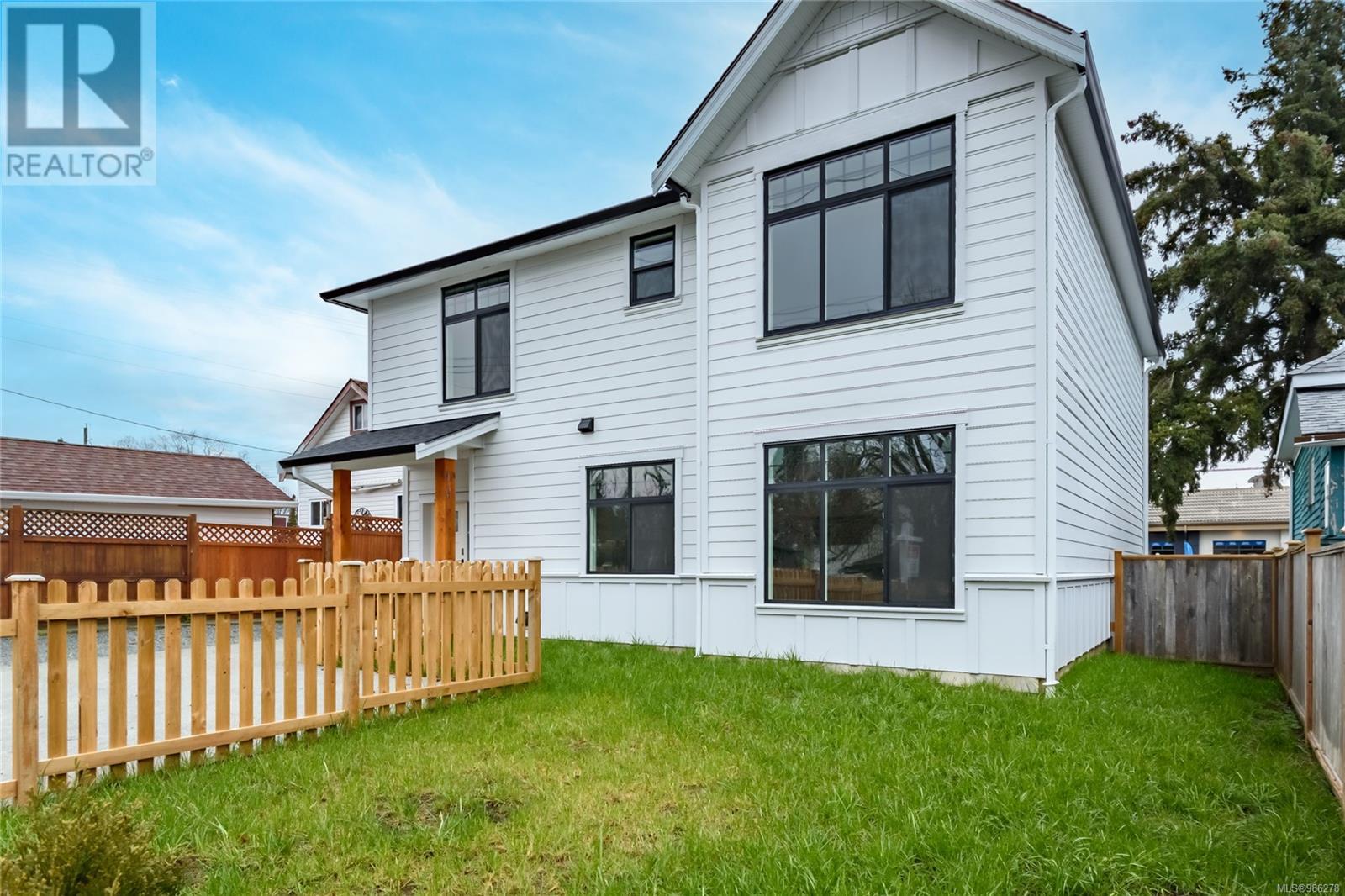 A 384 12th St, Courtenay real estate listing 986278