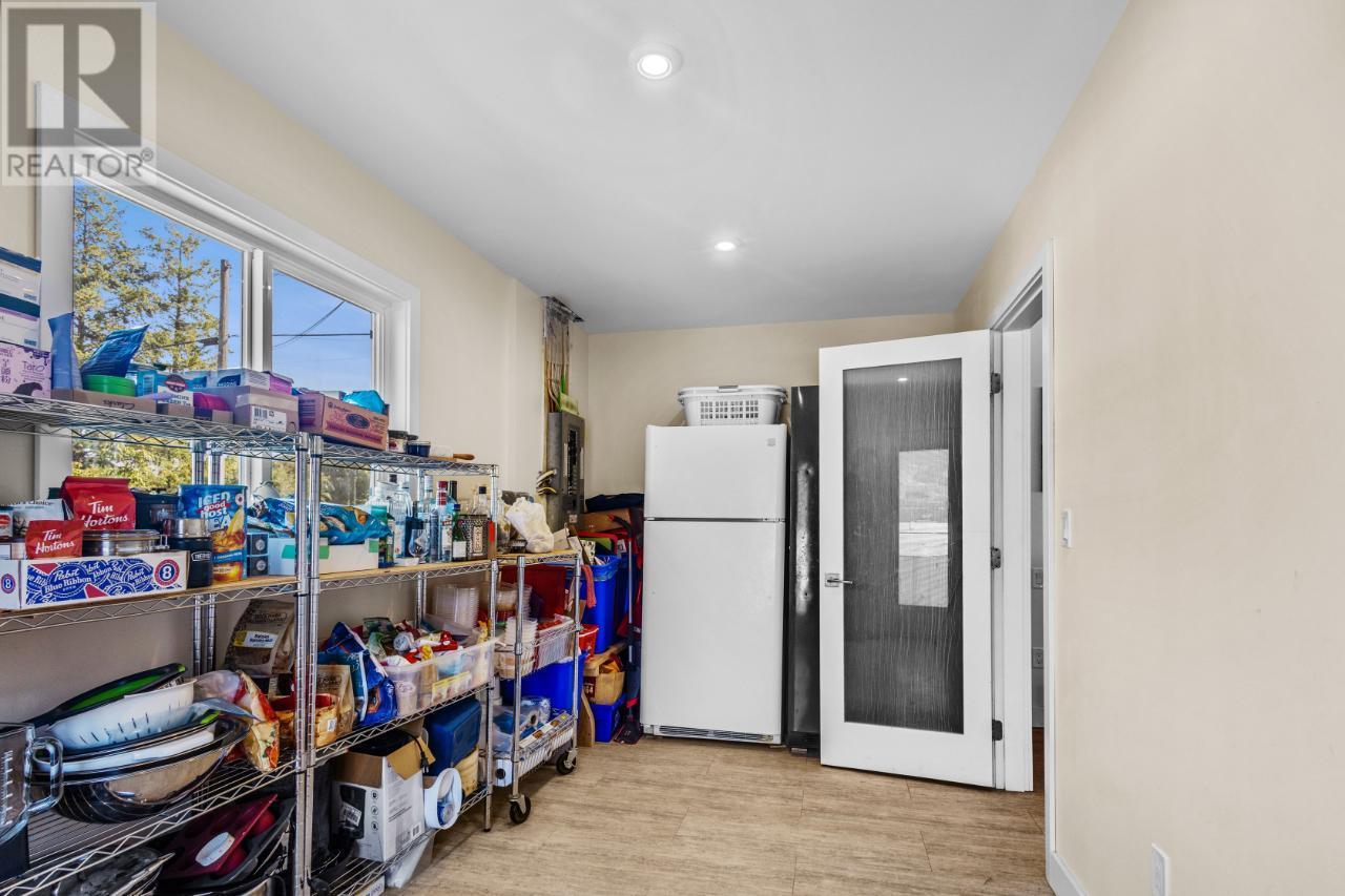 5470 Snowbrush Street, Oliver