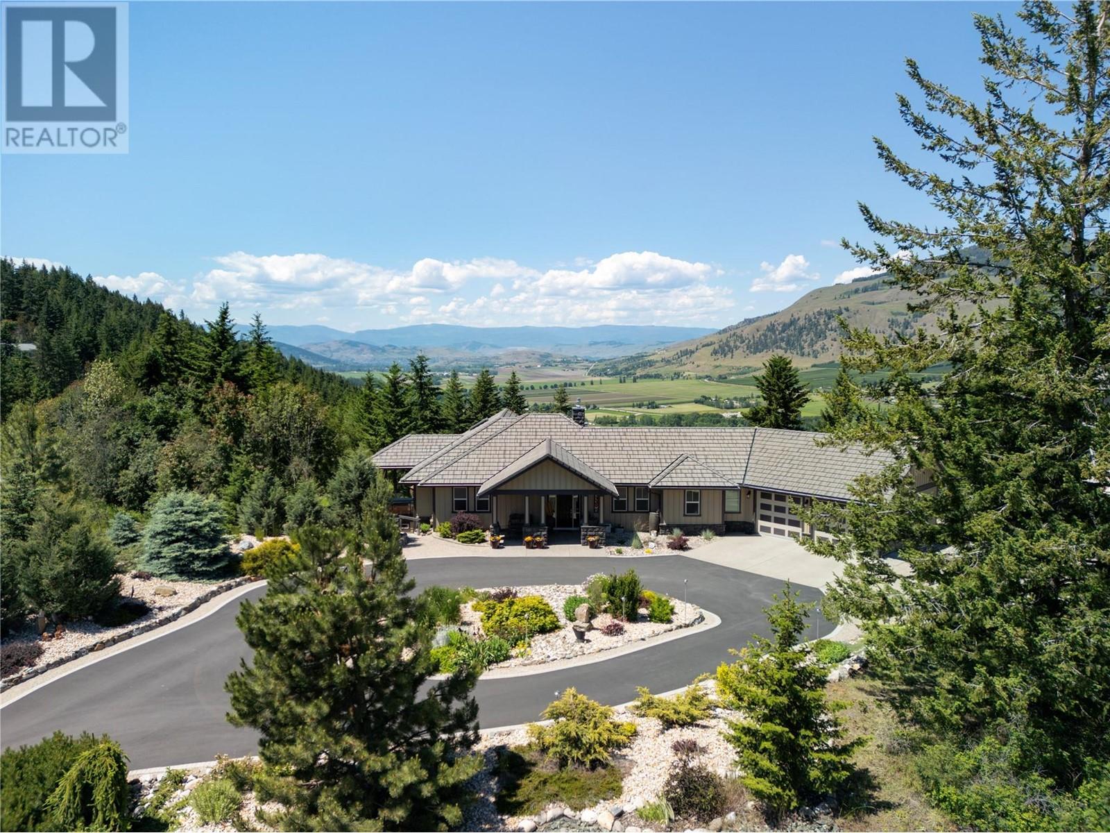 3010 Coachwood Crescent, Coldstream