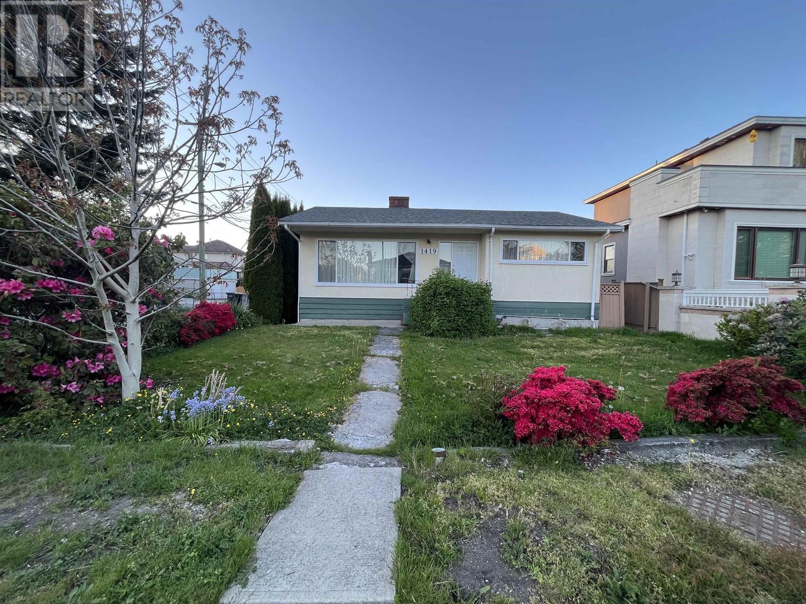 Photo 1 of 1419 E 30th Avenue, Vancouver BC