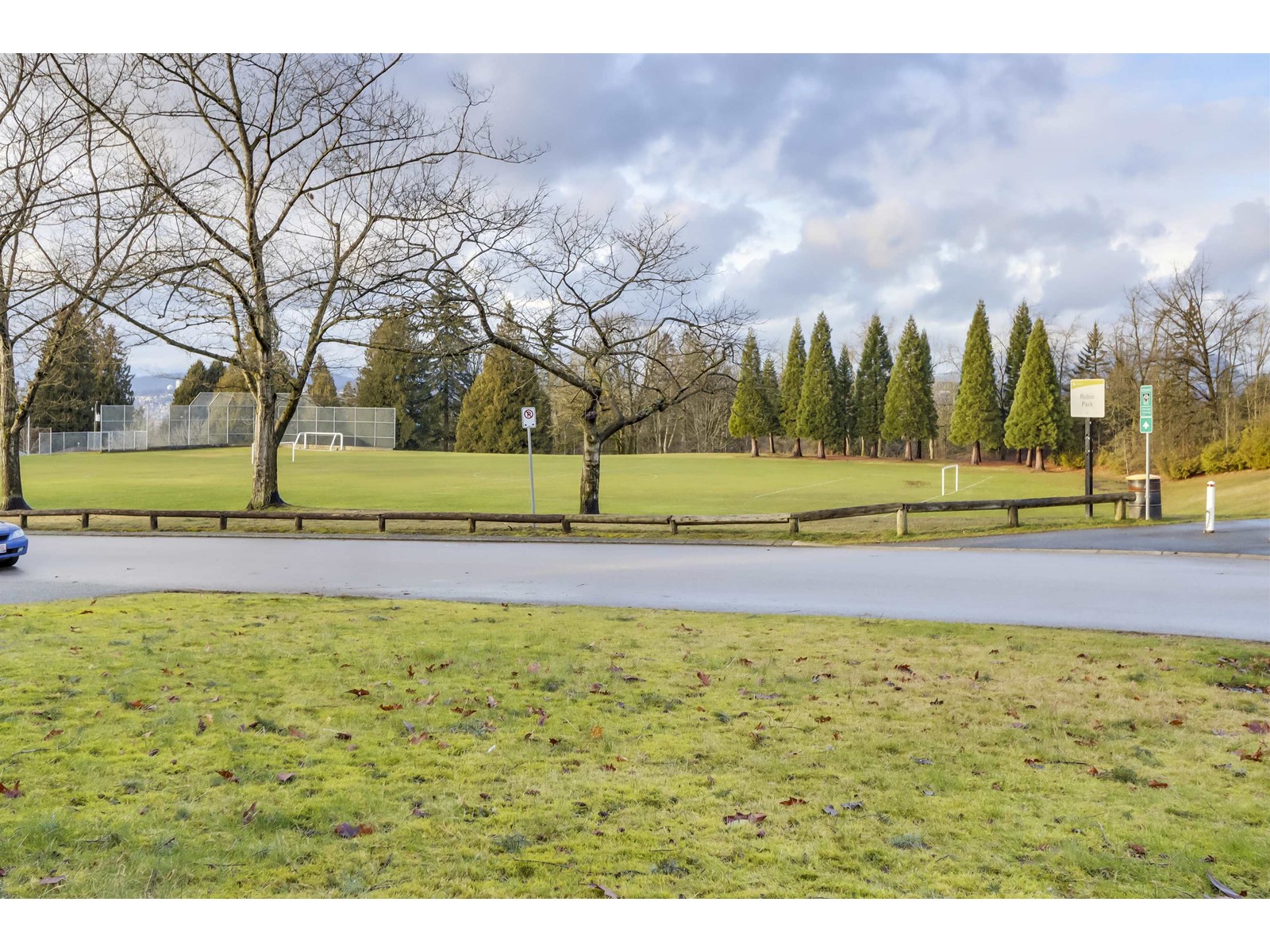 15058 ROBIN CRESCENT, Surrey