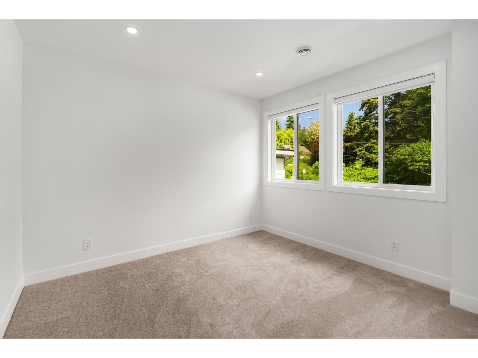 Photo 31 of 21050 72 Avenue, Langley BC