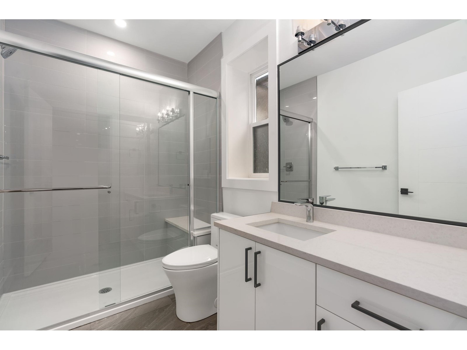 Photo 34 of 21050 72 Avenue, Langley BC