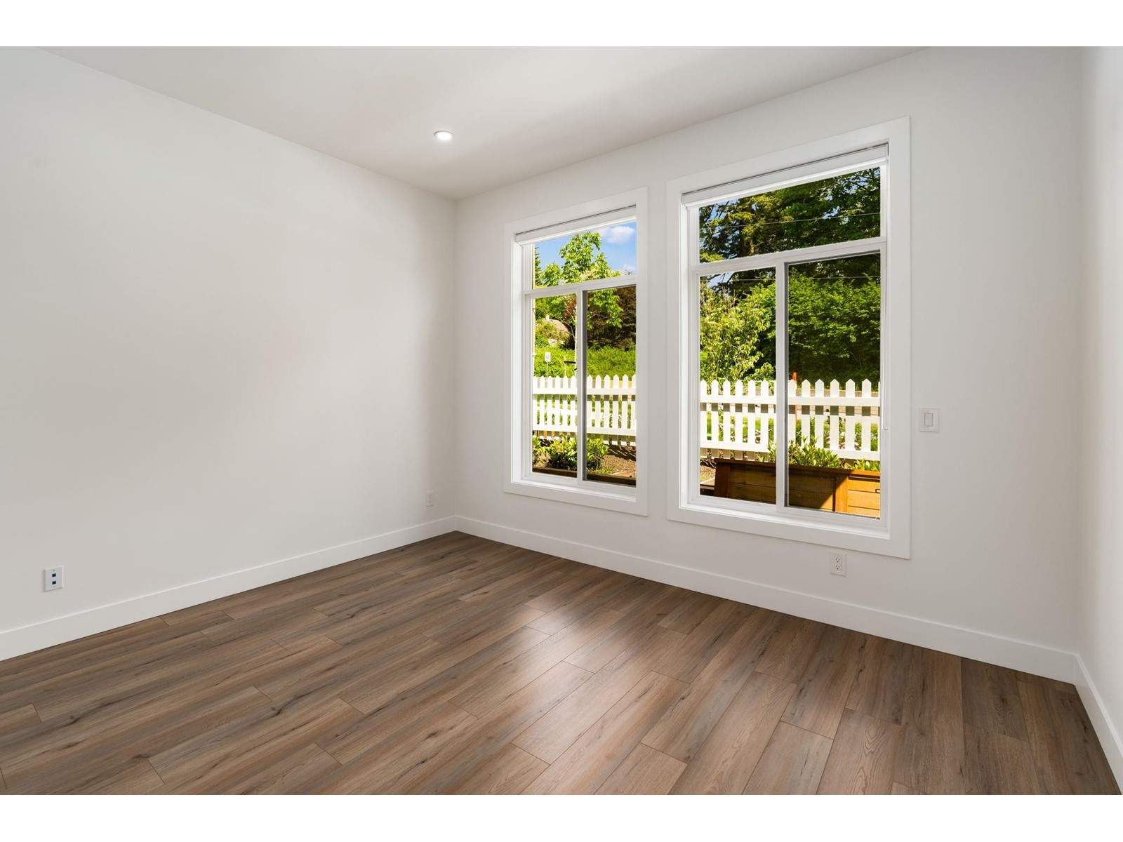 Photo 15 of 21050 72 Avenue, Langley BC
