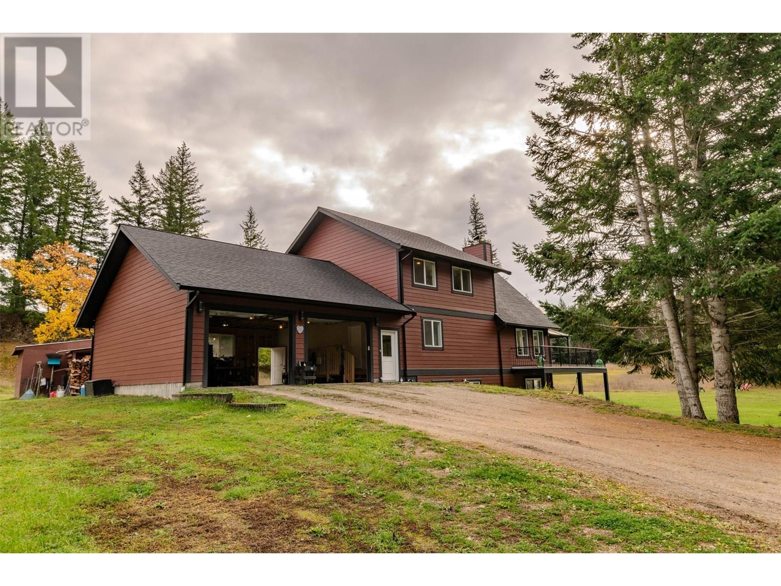  738 Bolton Road, Tappen