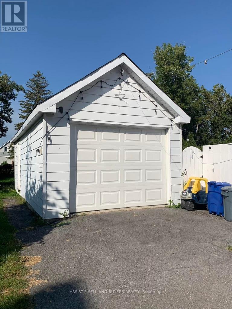 Photo 16 of 29 Baldwin Avenue, Cornwall ON