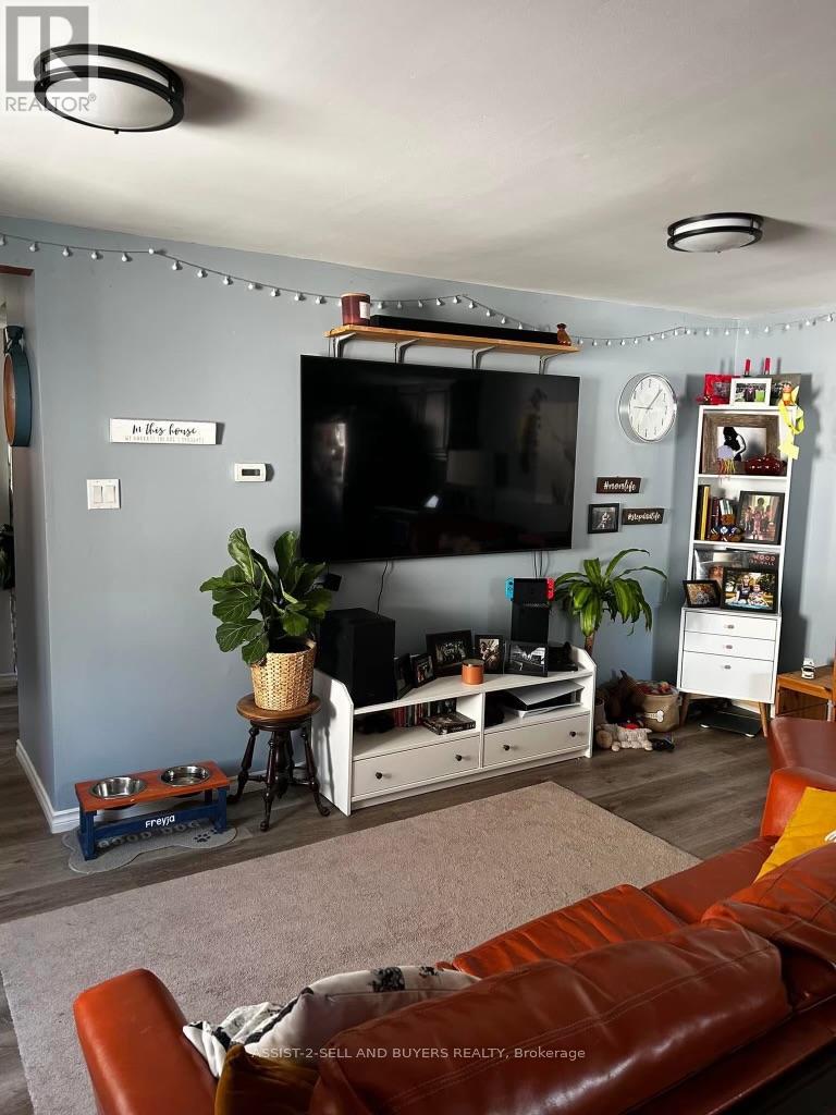 Photo 3 of 29 Baldwin Avenue, Cornwall ON