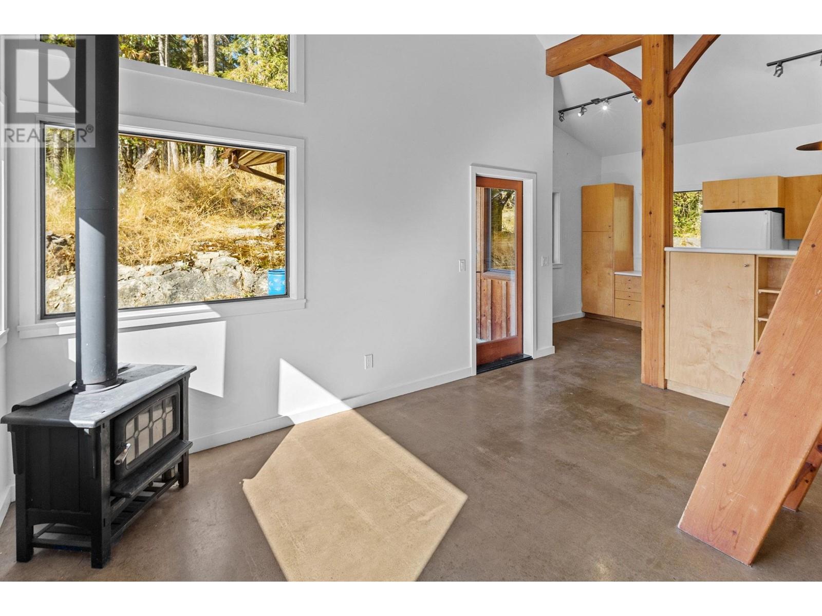 370-400 BAKER ROAD, Salt Spring Island