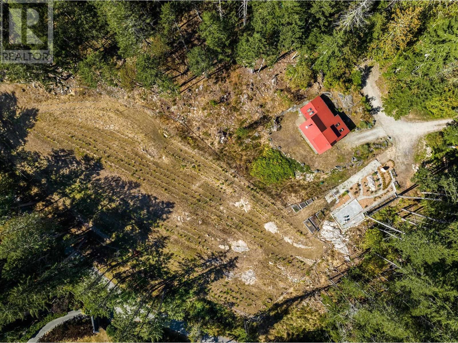 370-400 BAKER ROAD, Salt Spring Island