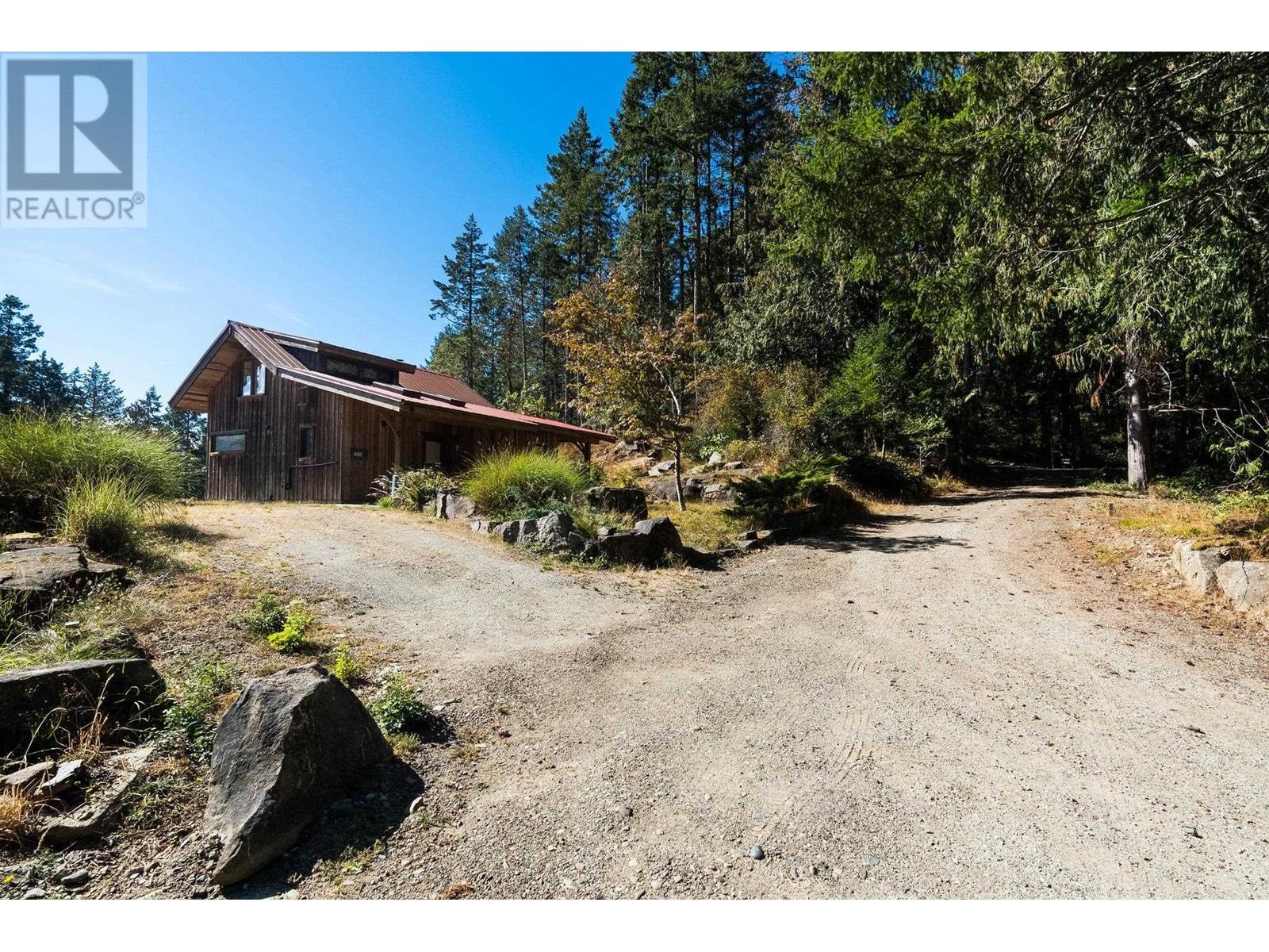 370-400 BAKER ROAD, Salt Spring Island