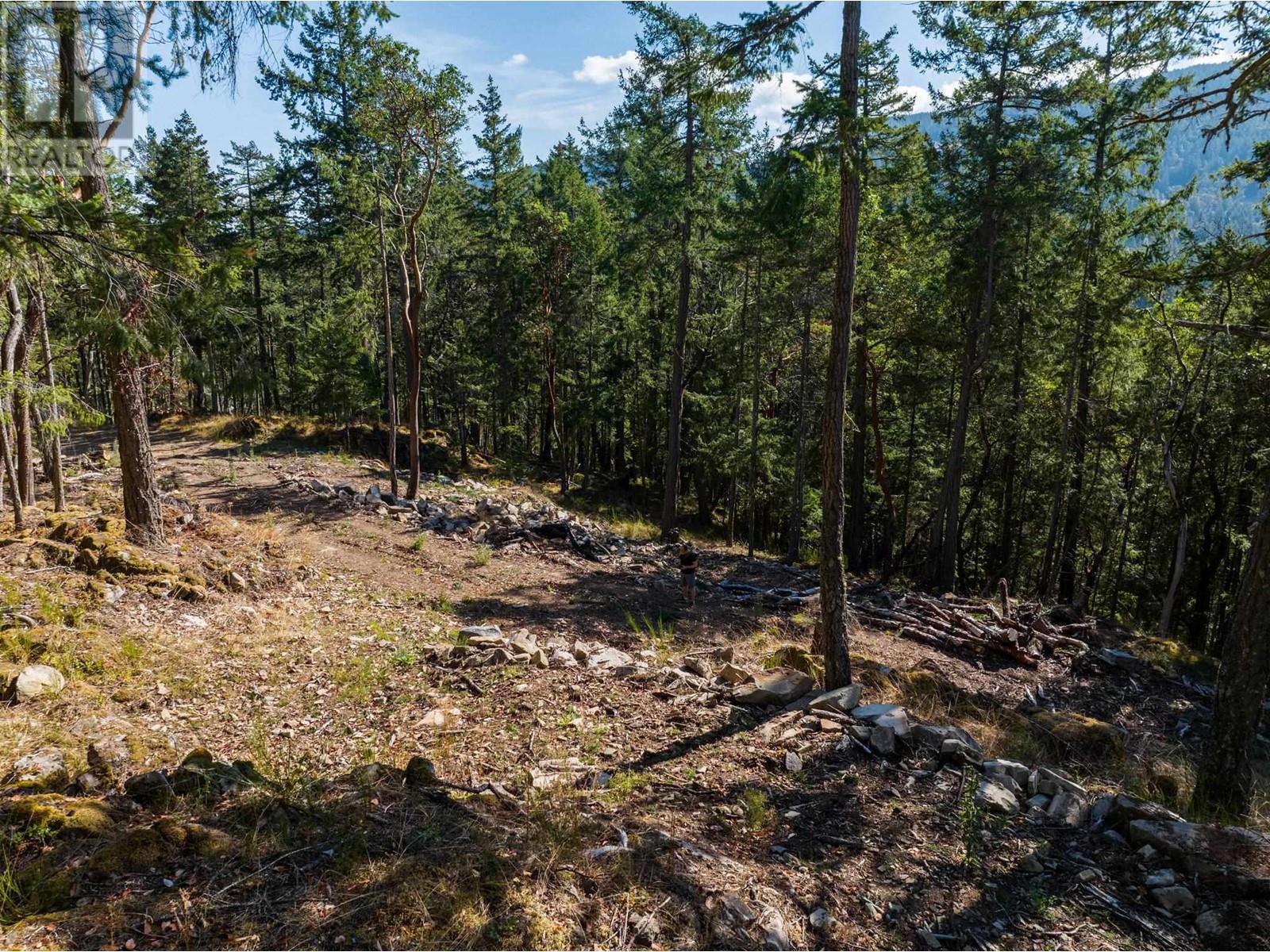 370-400 BAKER ROAD, Salt Spring Island