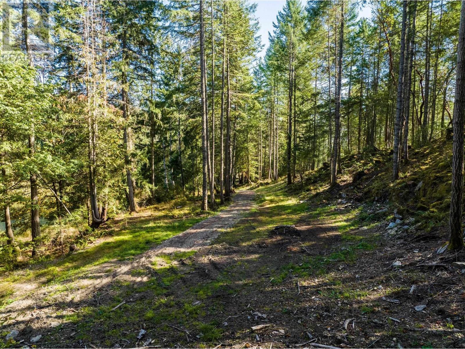 370-400 BAKER ROAD, Salt Spring Island
