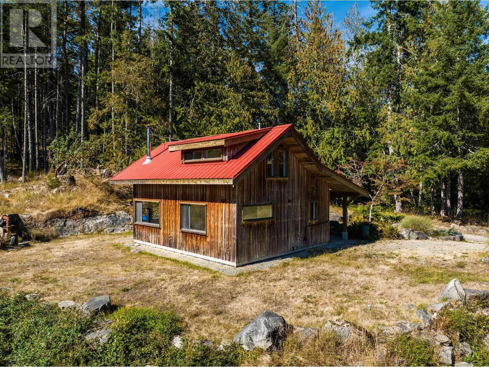 370-400 BAKER ROAD, Salt Spring Island