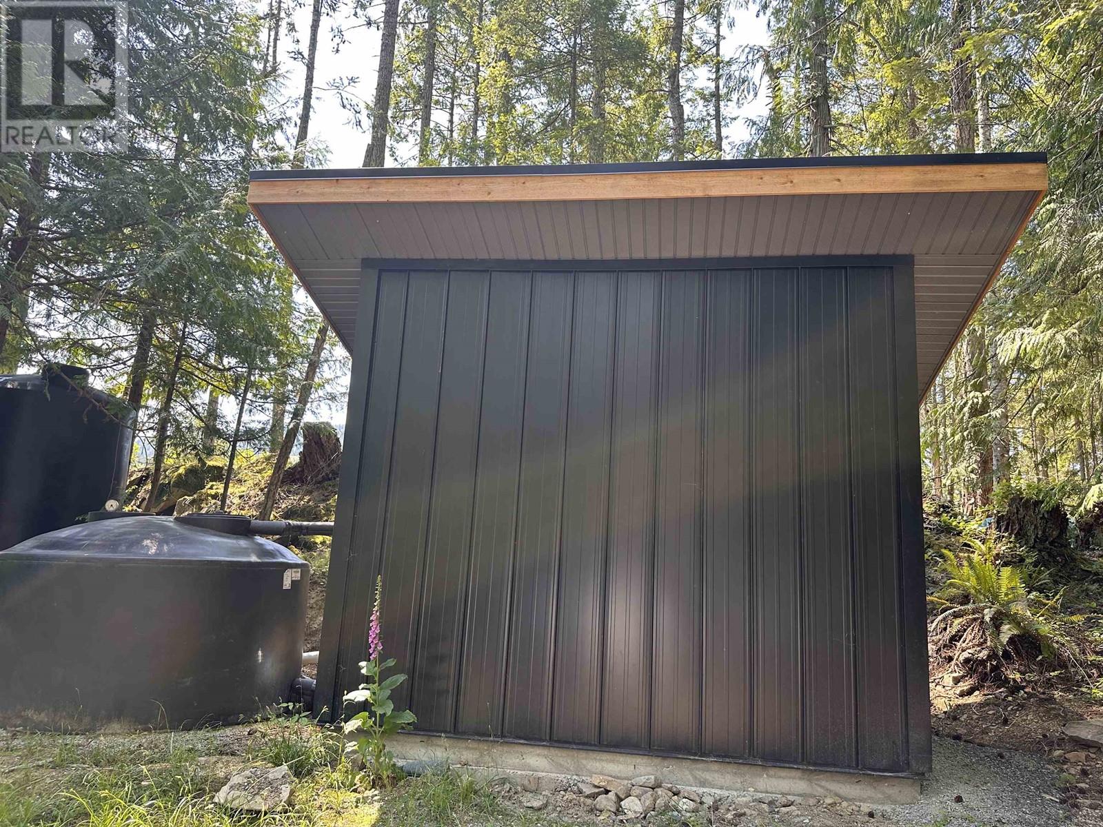 370-400 BAKER ROAD, Salt Spring Island