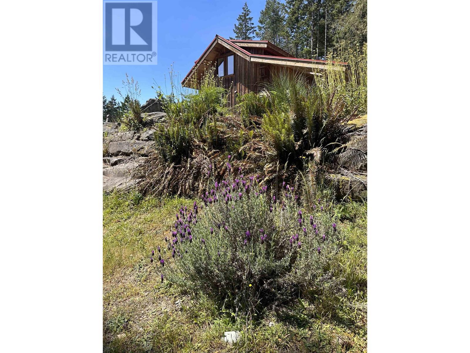370-400 BAKER ROAD, Salt Spring Island